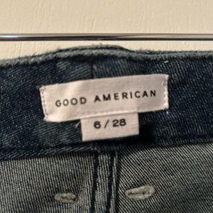 New With Tags - GOOD AMERICAN  Crop Skinny Jeans